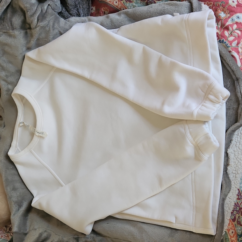 Lululemon sweater